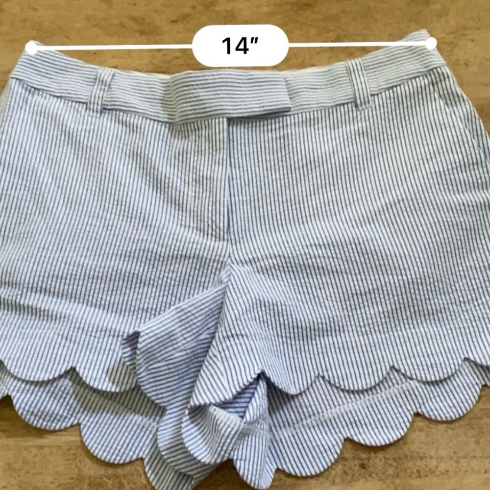 J Crew‎ Women’s Blue/White Pinstripe Seersucker Scalloped Short
